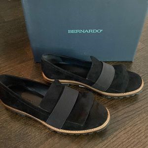 Bernardo black suede shoes, size 8 NWT
